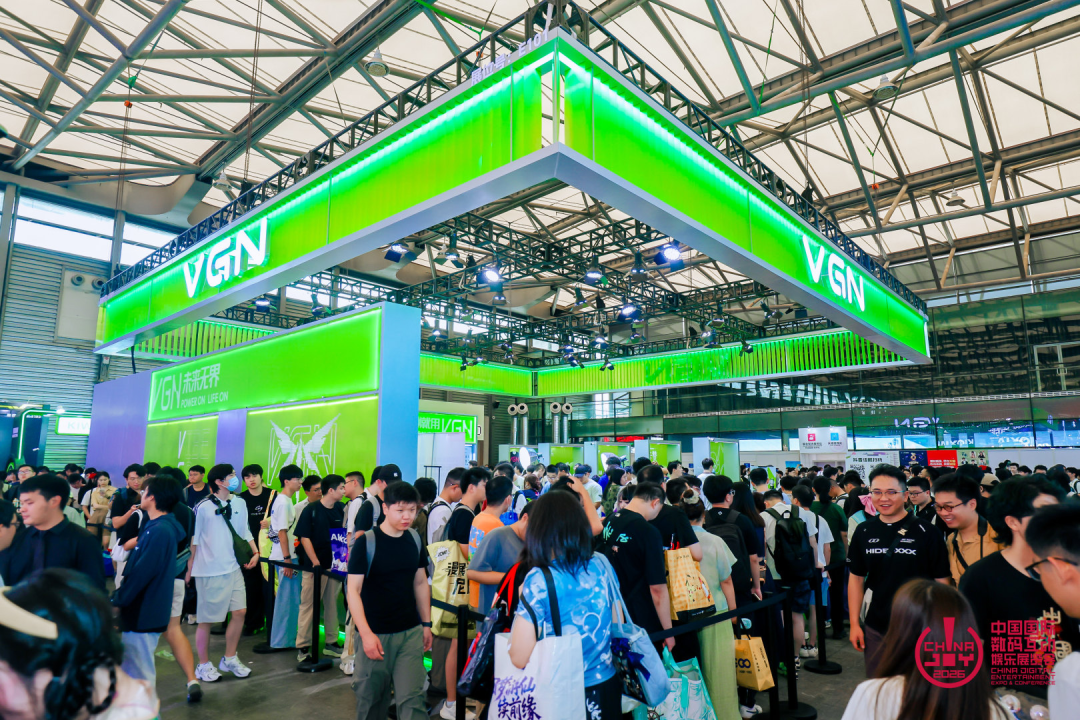 43.89万人次再创新高!第23届ChinaJoy圆满落幕:感谢有你,共赴这场“与AI同游”的盛夏之约 https://cms3.chinajoy.net/157/upload/resources/image/103577.png?token=Bearer eyJhbGciOiJIUzUxMiJ9.eyJpc3MiOiJlY2hpc2FuIiwic3ViIjoie1wiY2xpZW50XCI6XCJXRUJcIixcInR5cGVcIjpcIlVTRVJcIixcIm5hbWVcIjpcInVzZXIyX2FwaVwiLFwic2lnbmF0dXJlXCI6bnVsbCxcImV4cGlyZXNfaW5cIjoxODAwMDAwMH0iLCJpYXQiOjE3ODU4MzQ1ODEsImV4cCI6MTc4NTg1MjU4MX0.HoThmgOAUMt0EpWerAm8NYzl6DOy1GtDxDIOGVxXjea3HVMpGDIiP16BBotix2abTm3MiXT5hcOKdUHNC1Lp7g